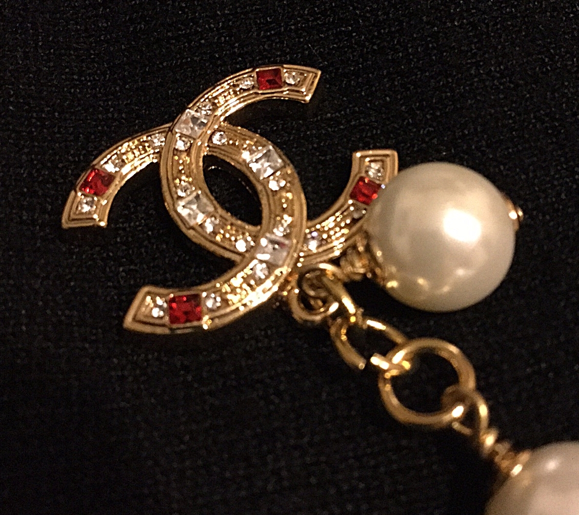 CHANEL Pearl Bracelet Red Crystal CC Logo Costume Jewelry Hallmark Authentic NIB Charms
