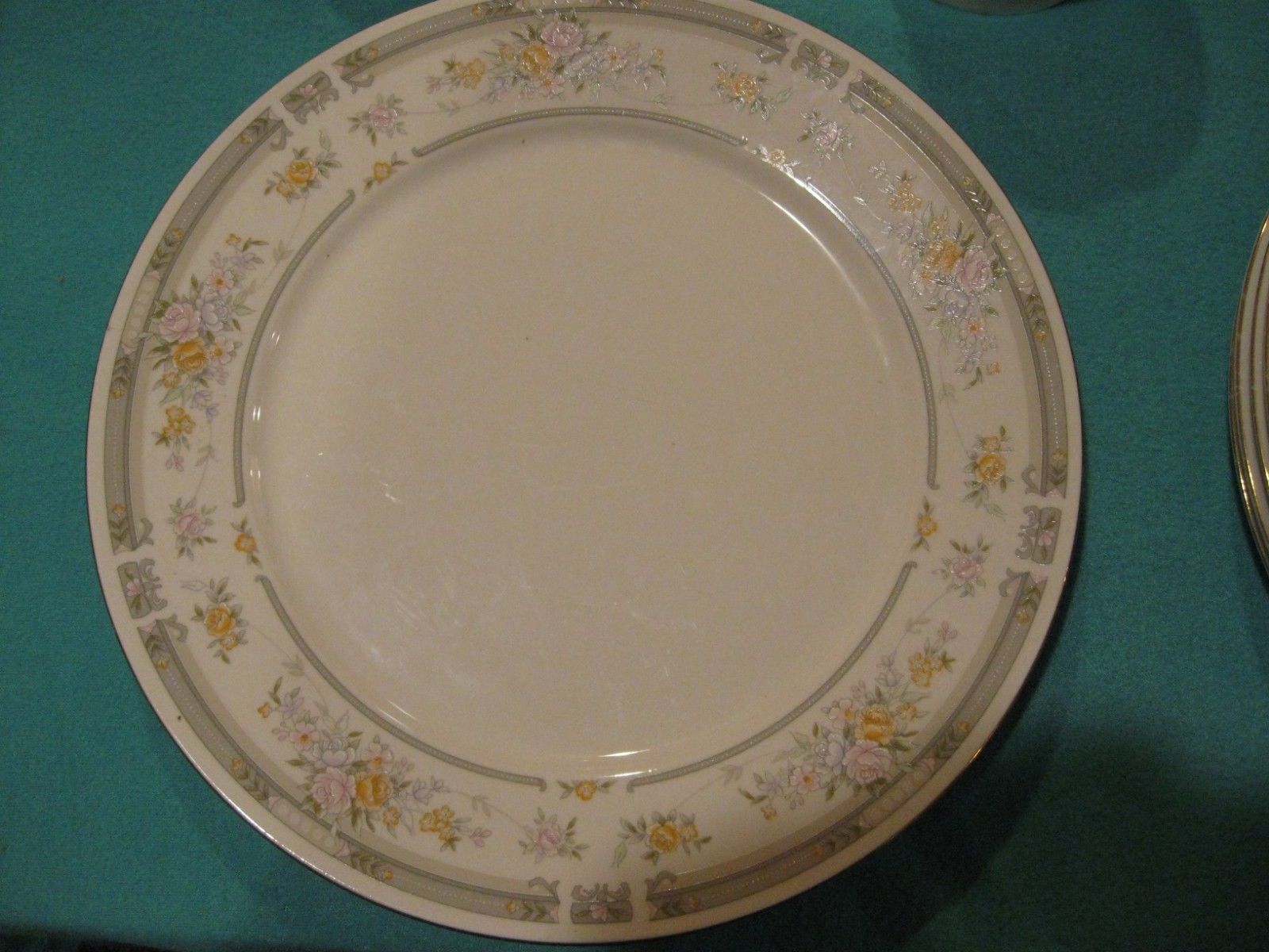 Vintage Farberware Fine China SOUTHAMPTON 223K China 1992 Set of 16 Other