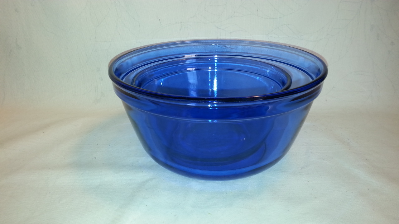 Anchor Hocking Mixing Bowl 11 listings