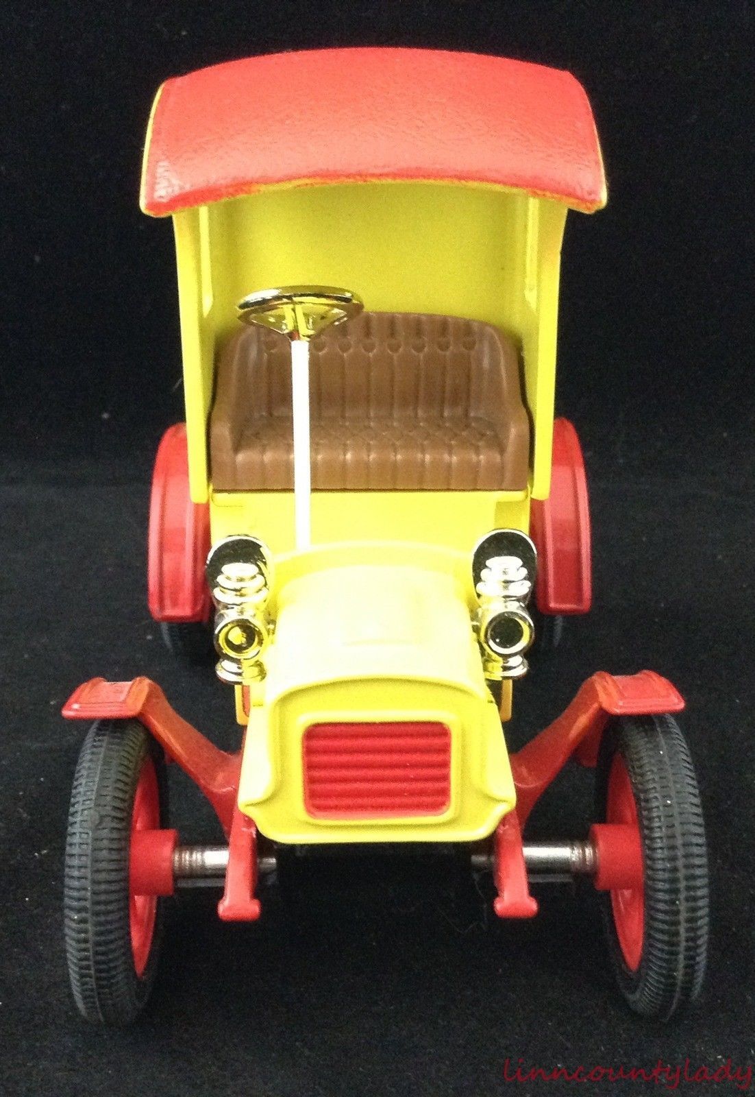 ertl 1905 delivery car bank