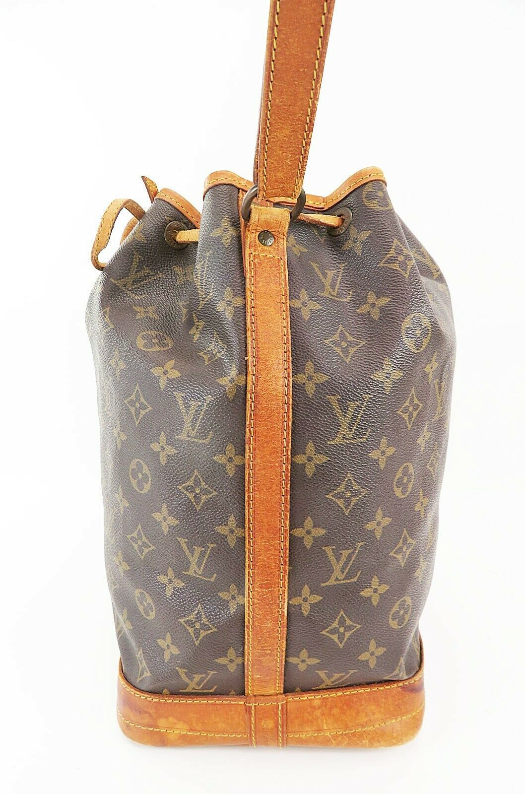 noe monogram louis vuitton handbag