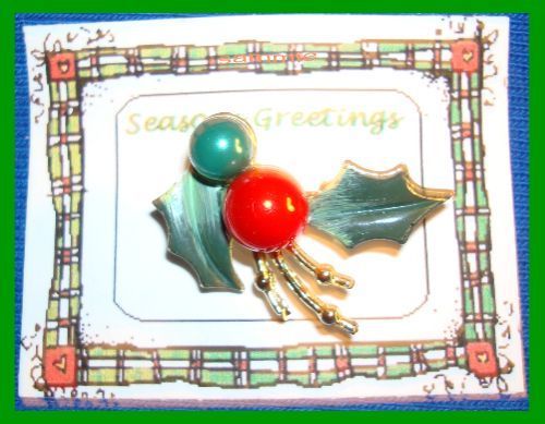 Primary image for Christmas PIN #0134 Holly Leaves & Berries Goldtone HOLIDAY Brooch