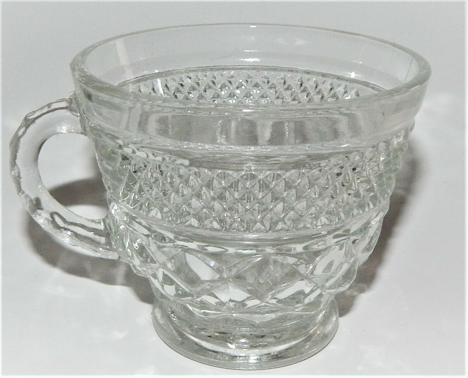 7 Oz Punch, Coffee or Tea Cup // Set of 4 Anchor Hocking Wexford Clear Glass