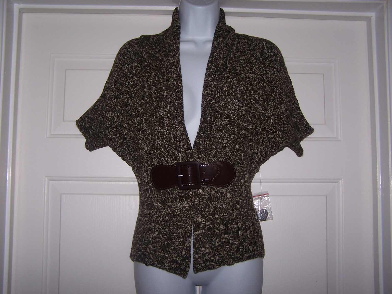 No Boundaries Women's Cardigan M (7-9) Cable Knit Brown/Beige Belted New! - Sweaters