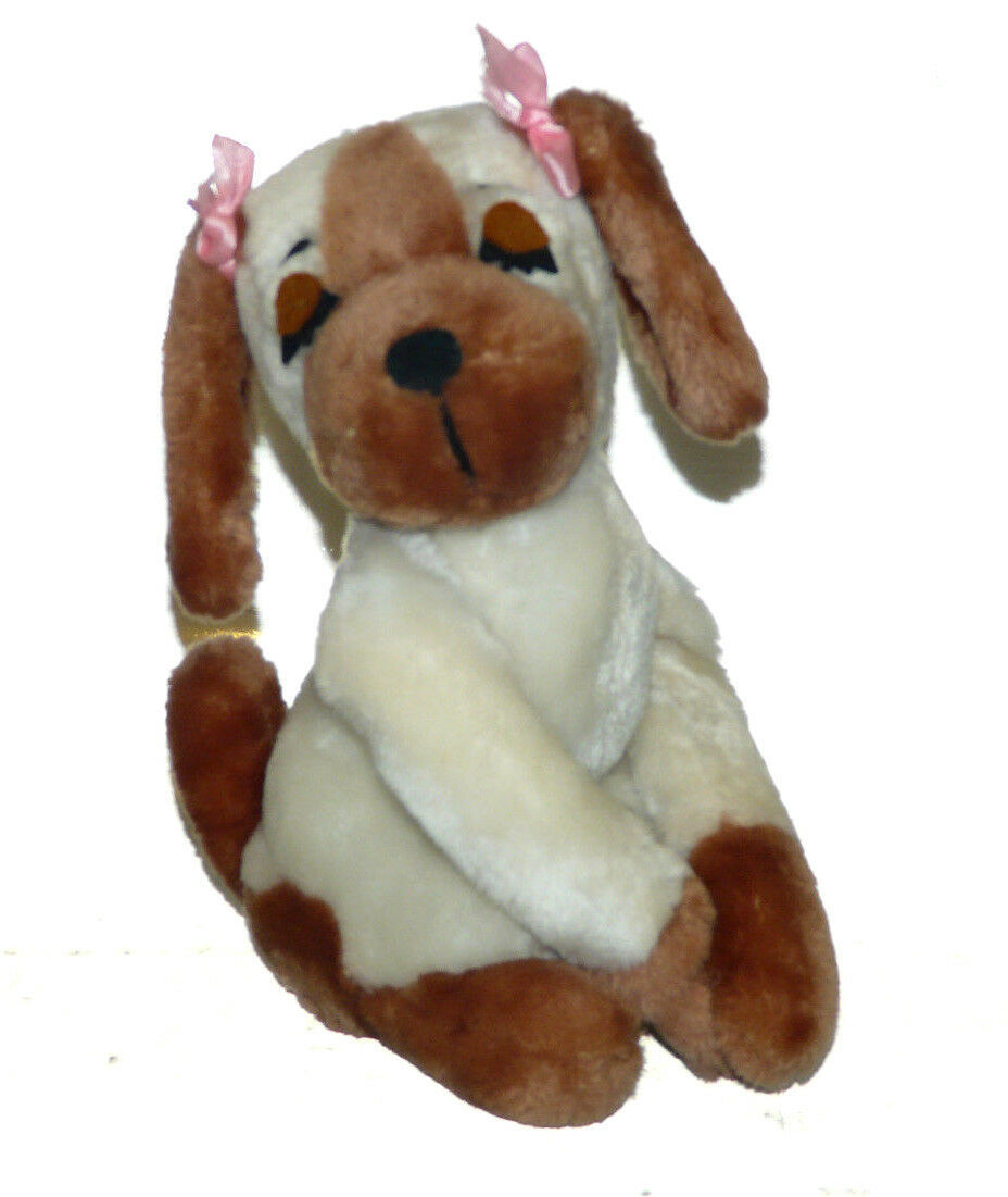 Vintage 1976 R. Dakin Puppy Love Hugging Girl Dog Tan White Plush - Dakin