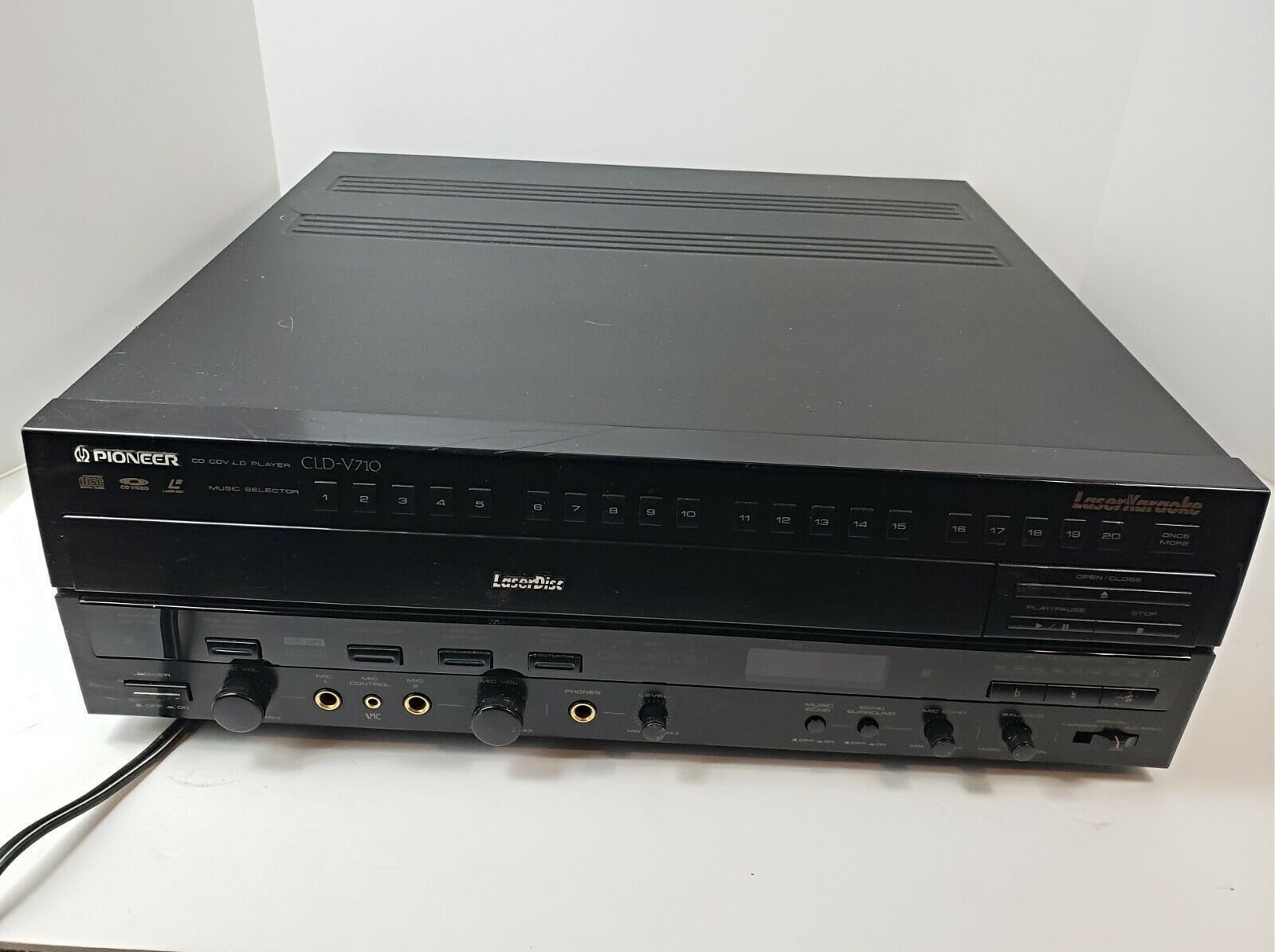 PIONEER CLD-V2600 レーザーディスク レーザーディスクプレイヤー PIONEER CLD-V2600 【公式通販】