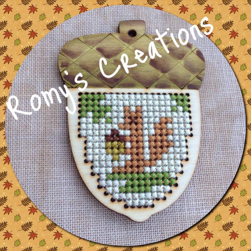 Acorn Wooden Stitchable Kit cross stitch kit Romy's Creations Other