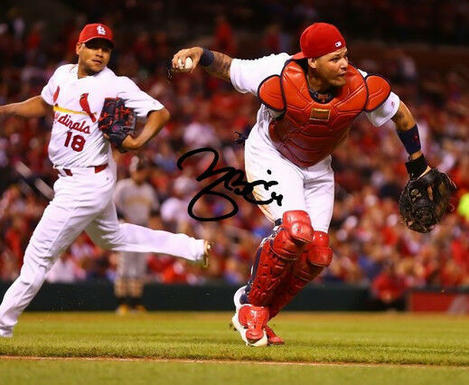 Yadier Molina Signed Photo 8x10 Rp Autographed St Louis Cardinals Autographs Reprints