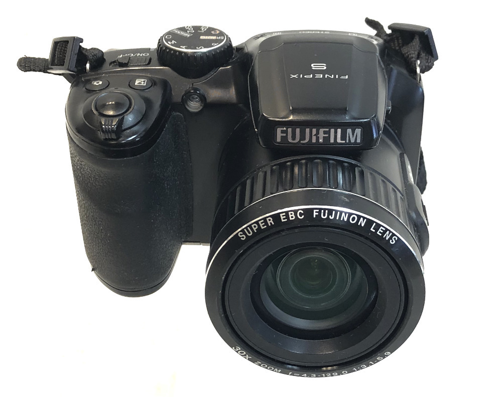 Fujifilm Point And Click S6800 Digital Cameras