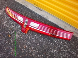 10-19 Lincoln MKT LED Rear Hatch Lift Gate Reflector Tail Light Lamp Panel image 1