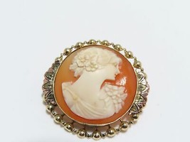 VINTAGE Solid 10k Yellow Gold / Cameo Ladies Brooch Pin Pendant - $167.31