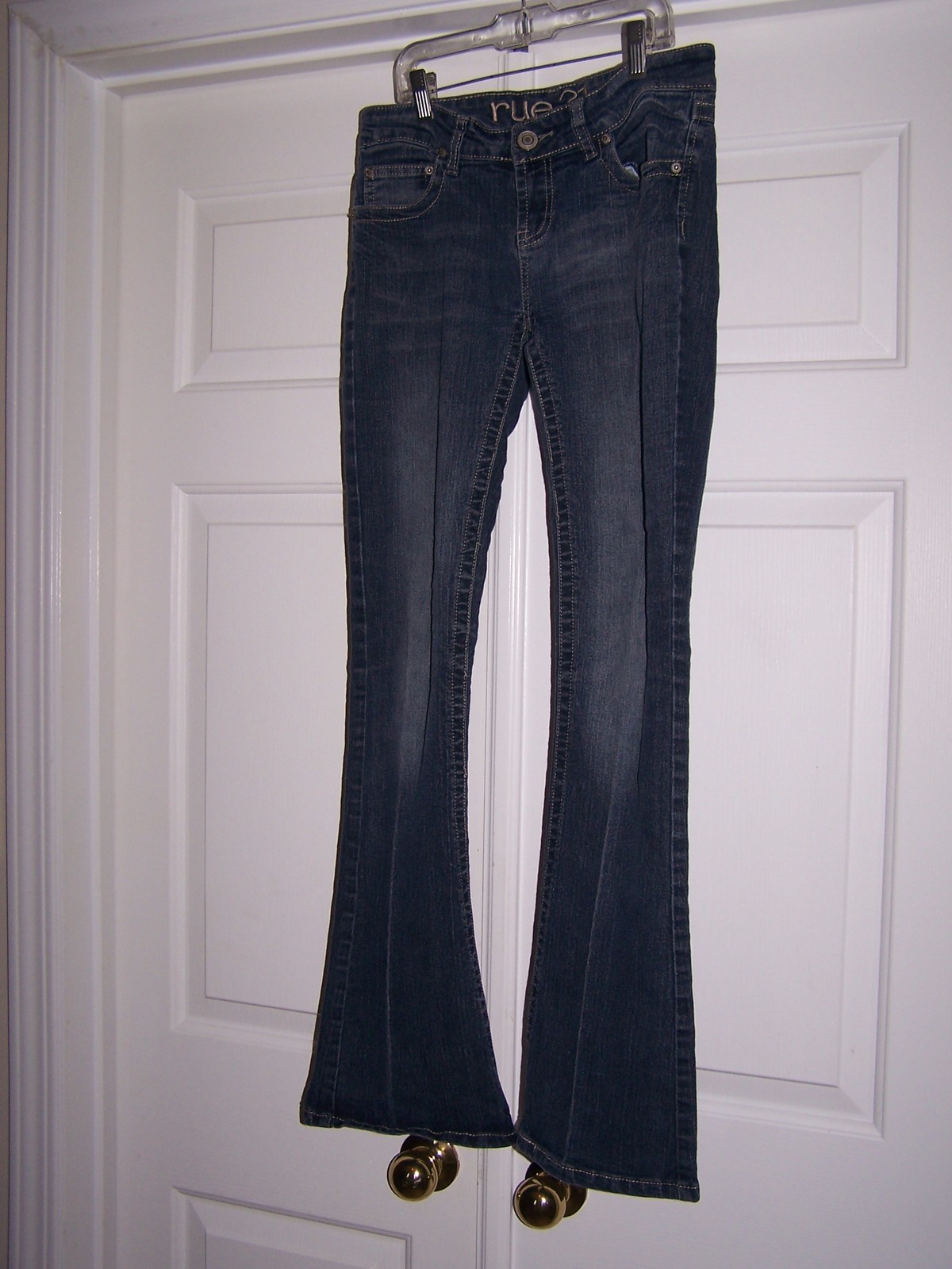 rue 21 distressed jeans