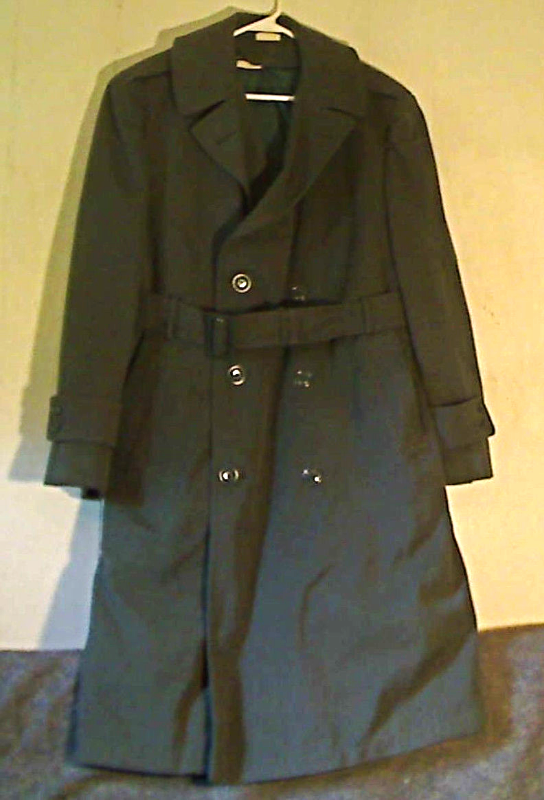 US Army Dark Green Size 38S Vietnam or Cold War Era Long Coat Jacket ...