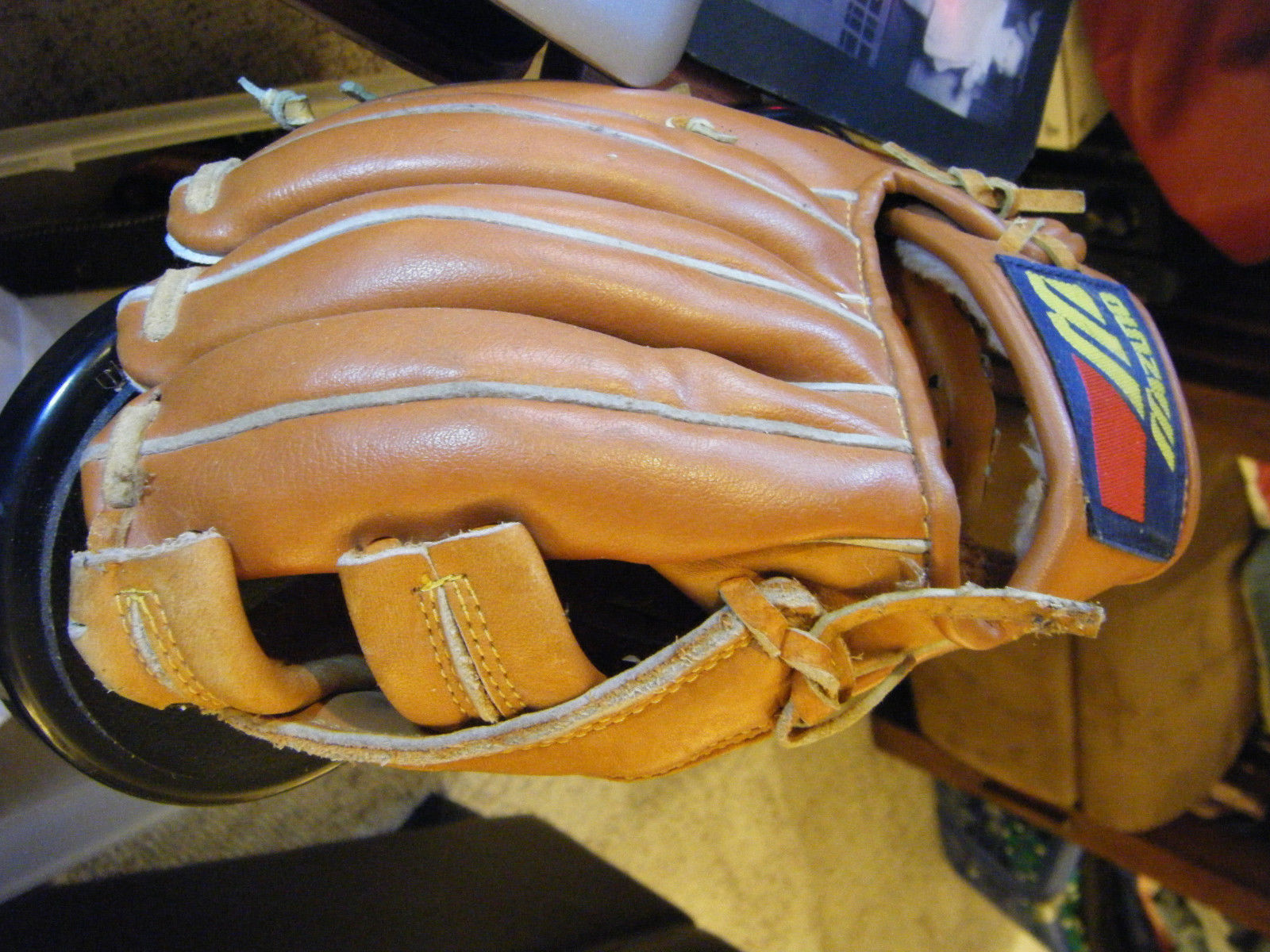 mizuno max flex baseball glove