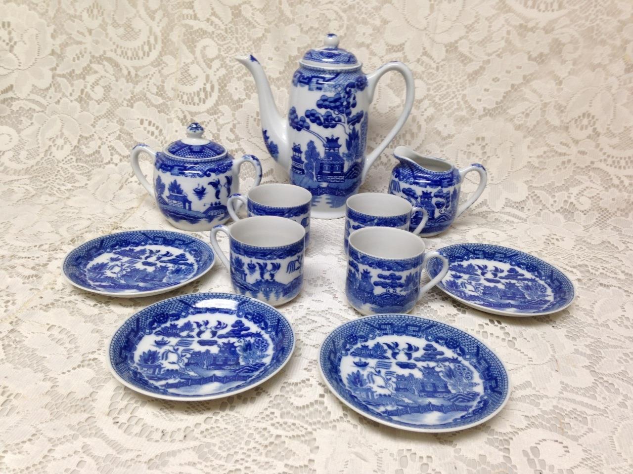 Vintage, Rare, Japan, 13-pc Blue Willow Tea Set with Lithophane Geisha ...