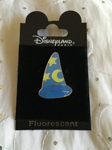 Disney Pin 2001 Disneyland Paris Sorcerer's Fluorescent Hat Glows In The Dark - $43.42