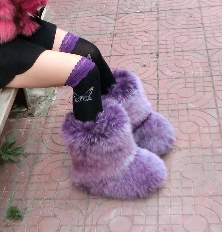 Fashion Eskimo Women Winter Big Fluffy Boots Sheep Fur Luxury Barbie