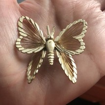Vintage Signed MONET BUTTERFLY Brooch Pin Jewelry Ivory Enamel and Gold ... - $14.95