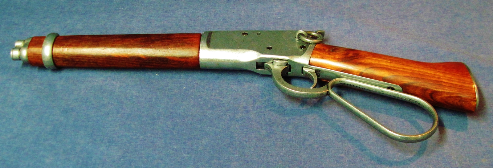Reenactors Reproduction Replica OLD WEST MARES LEG LEVER ACTION RIFLE