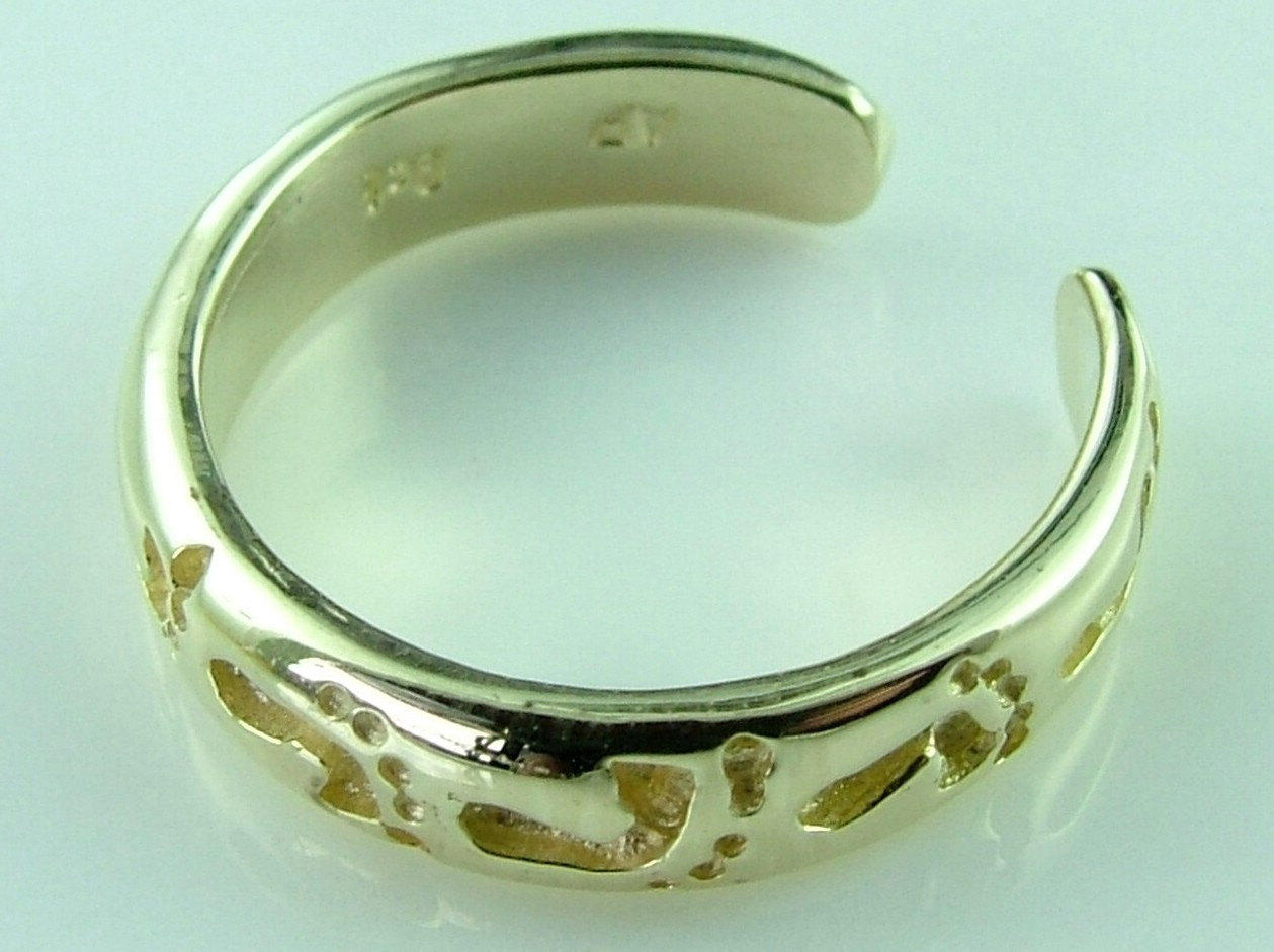 10K Gold Footprints in the Sand Knuckle, Toe Ring Adjustable Toe Rings