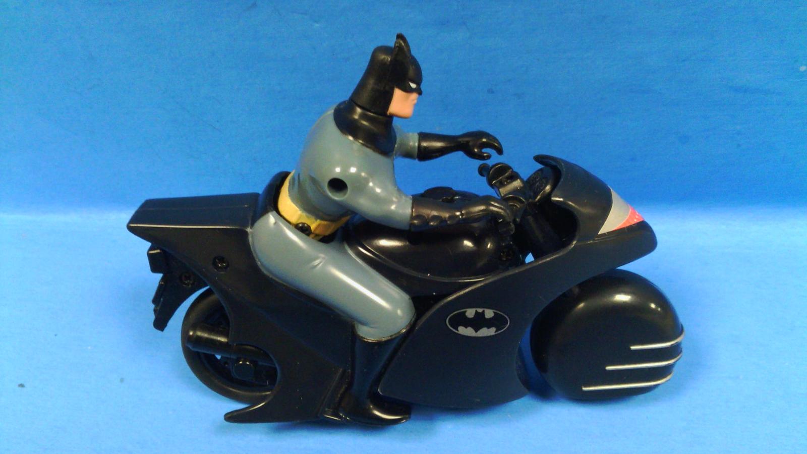 the batman batcycle