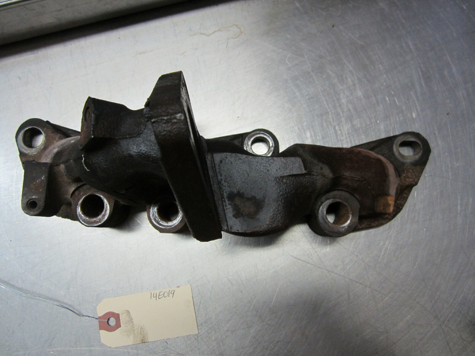 14E019 Right Exhaust Manifold 2002 Nissan Xterra 3.3 Exhaust