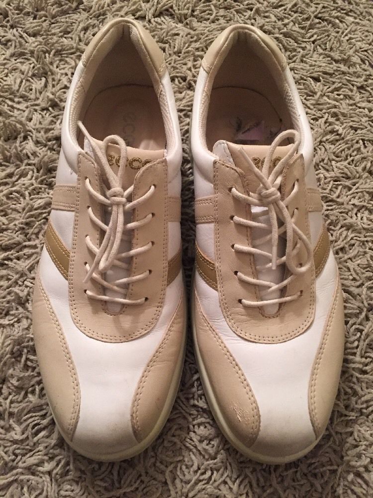 size 9 ecco womens golf shoes