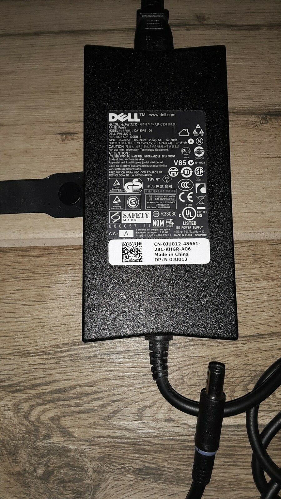 Genuine Dell OEM AC Adapter 0JU012 or JU012 PA4E DA130PE100 130W 19