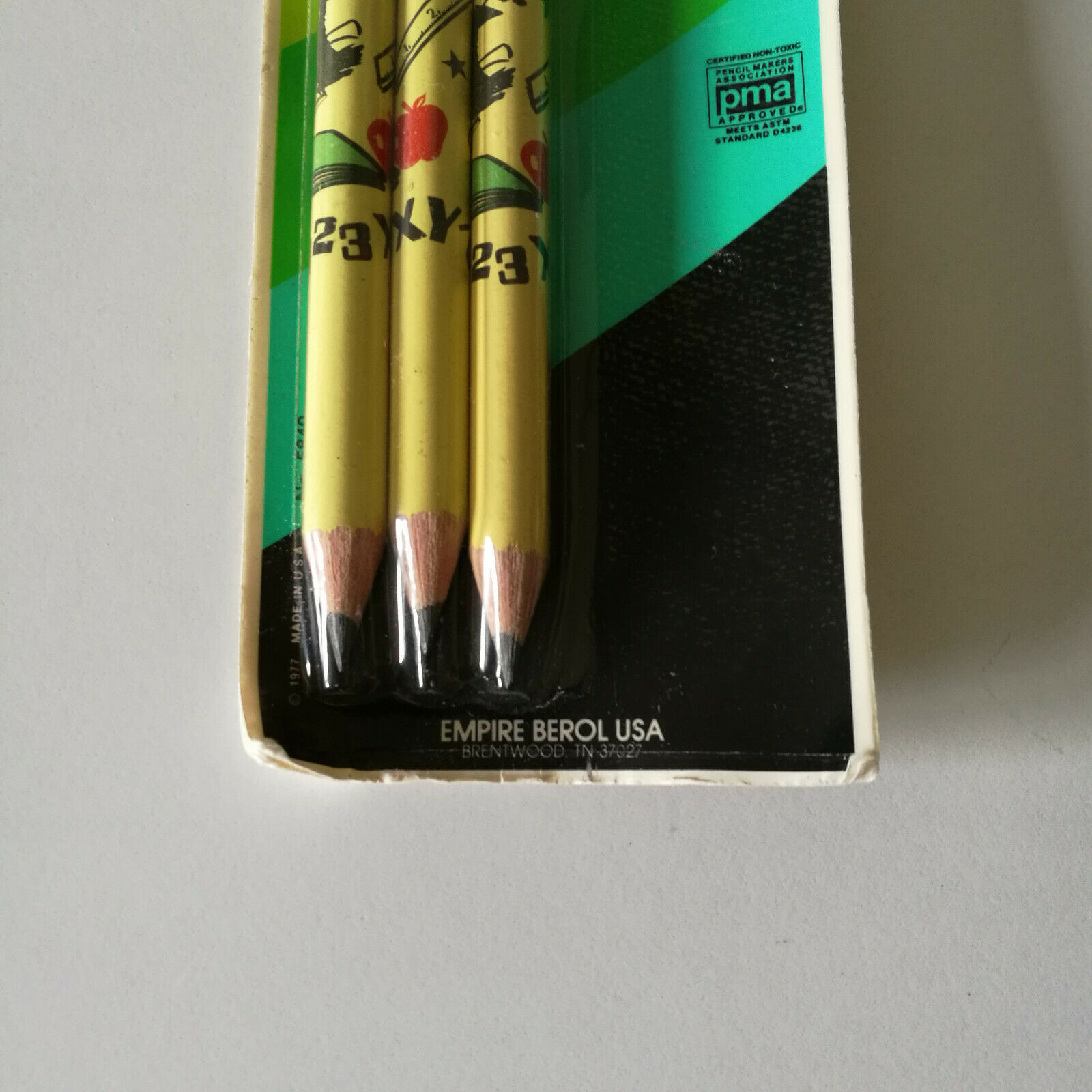 Vintage New Empire Pencils 10 No 2 Yellow Wood Certified Non-Toxic Made In USA 
