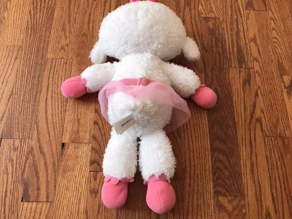 stuffed lambie