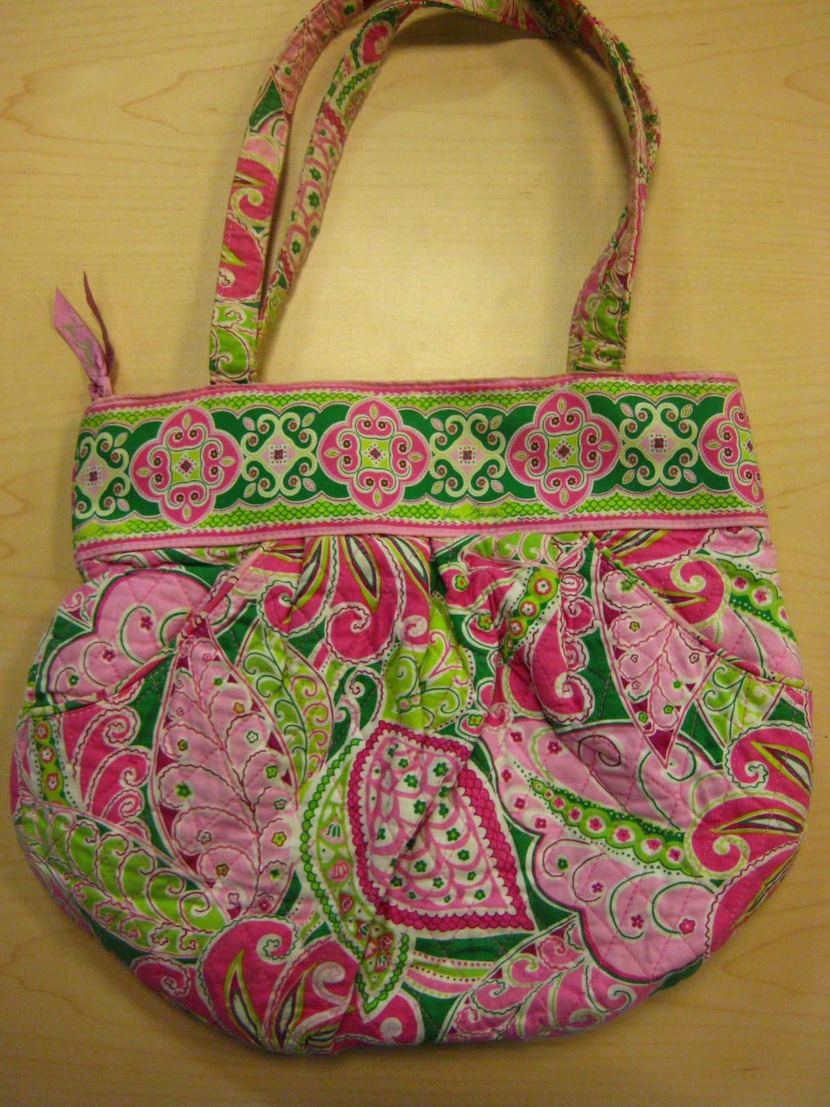 VERA BRADLEY Pinwheel pink/green quilted fabric handbag abstract floral ...