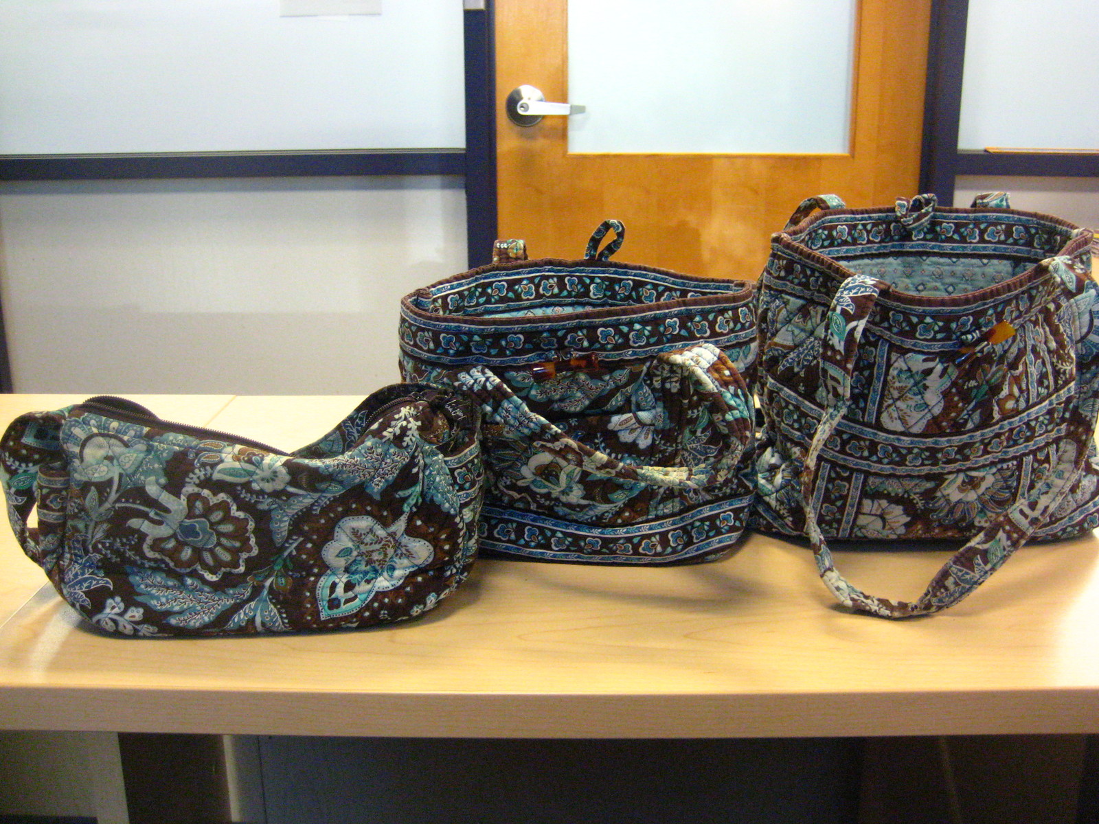 retired vera bradley totes