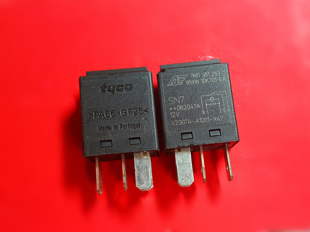 V23074 A1001 X47 Pa66 Gf25 12vdc Relay And 22 Similar Items