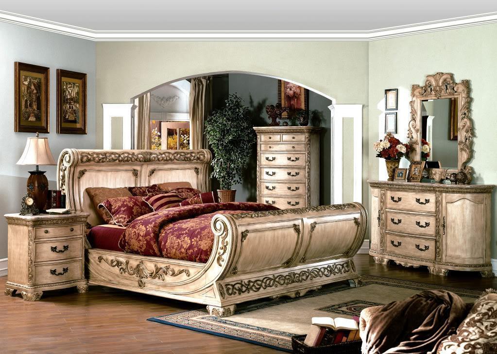 King Sleigh Bed for sale | Only 4 left at -65%