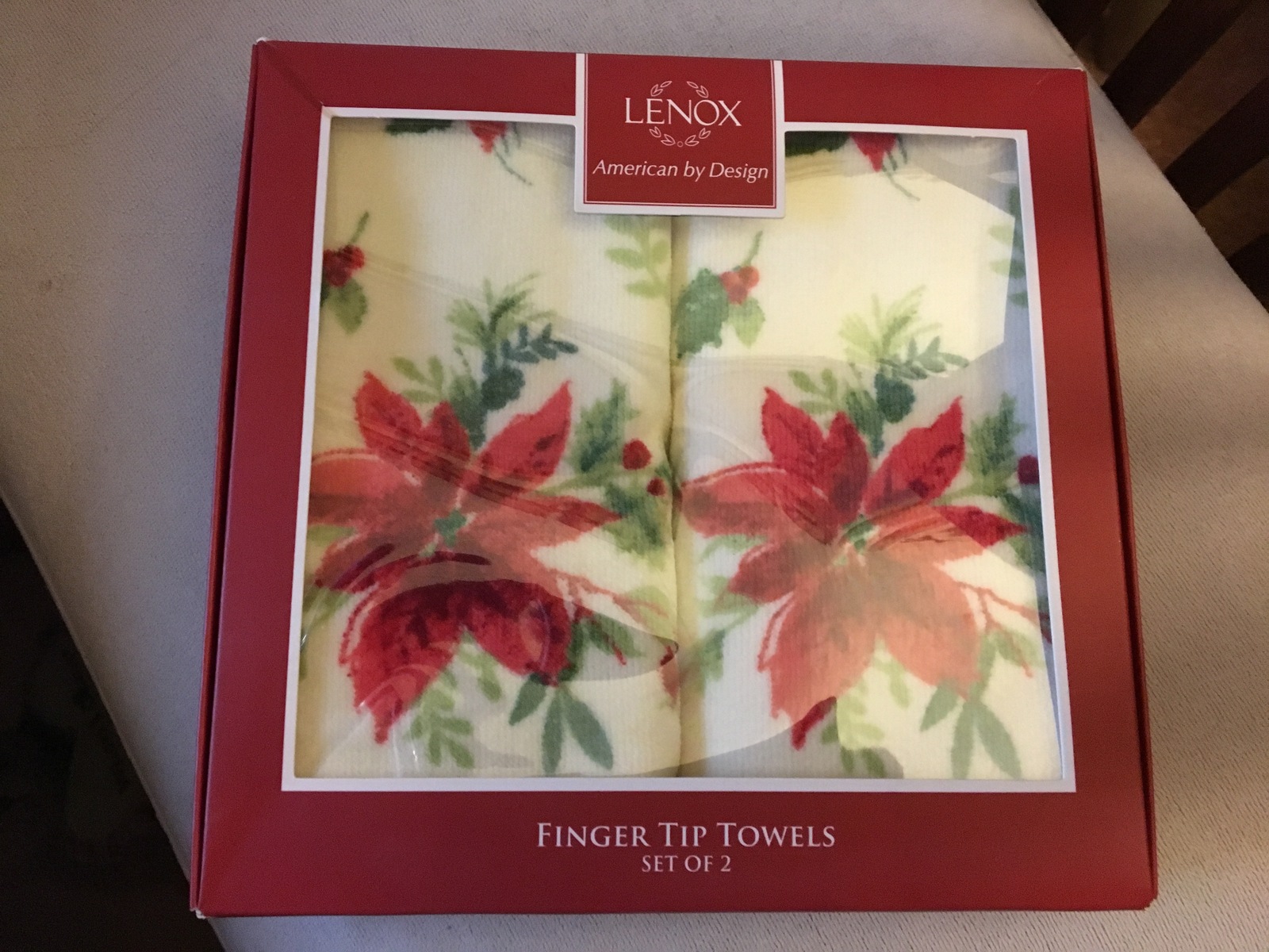 NWT - Lenox American by Design Winter Meadow Holiday Finger Tip Towels