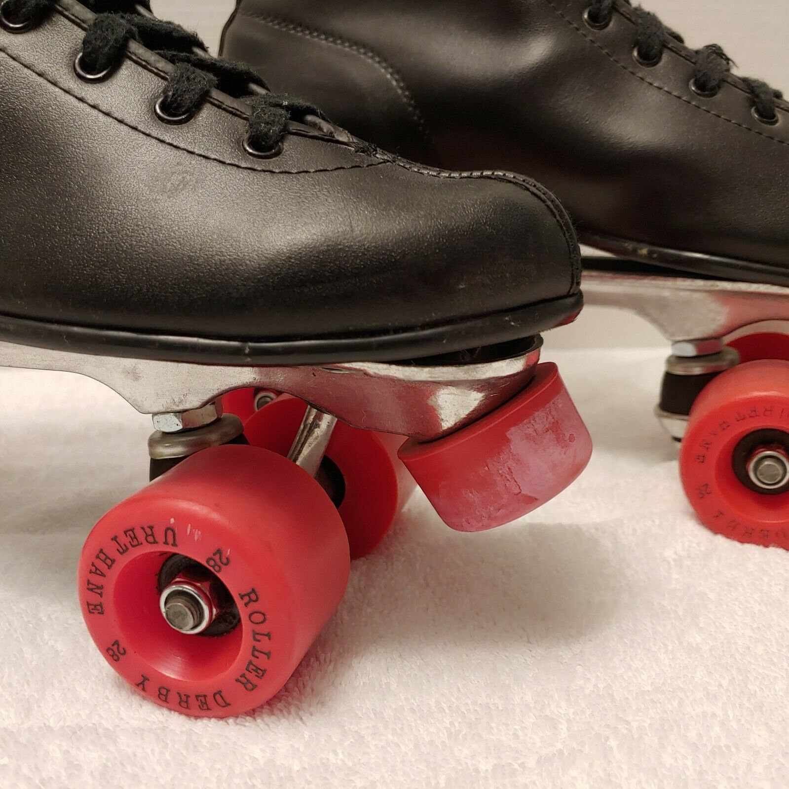 Vintage Roller Derby Speed Skates Men's US 10 Black With Red Wheels Urethane 28 Indoor Roller