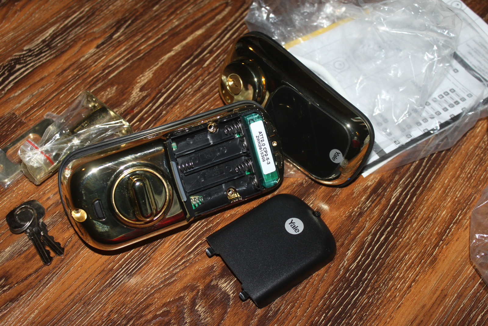Yale Z-Wave Touchscreen Deadbolt Polished Brass Real Living YRD220 NEW W/O BOX - $99.00