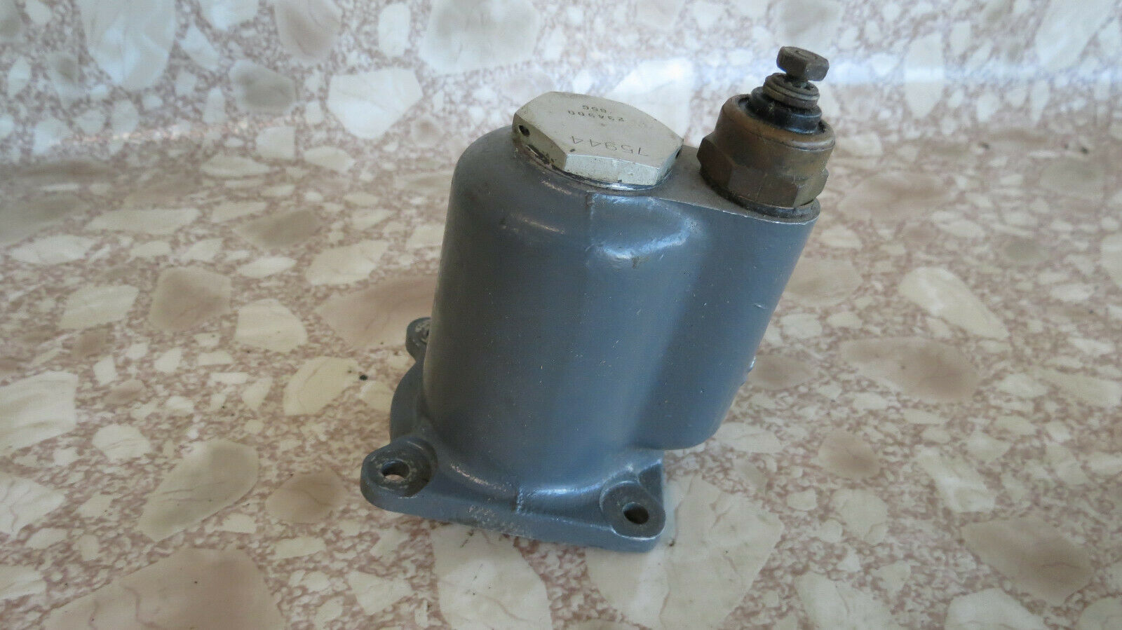 Oil Pressure Screen Housing with Screen Assembly 69510K Used