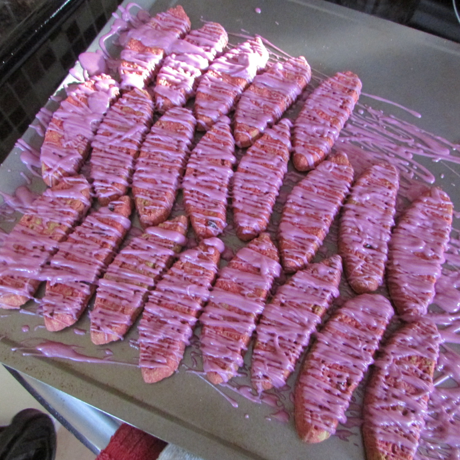 BISCOTTI Dog Treats (STRAWBERRY BANANA) Other