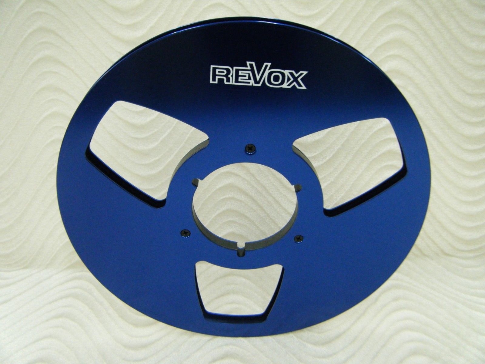 Red Pioneer PR-100 NAB Anodized Aluminum 10.5/" Metal Reel for 1//4/" tape USA MADE