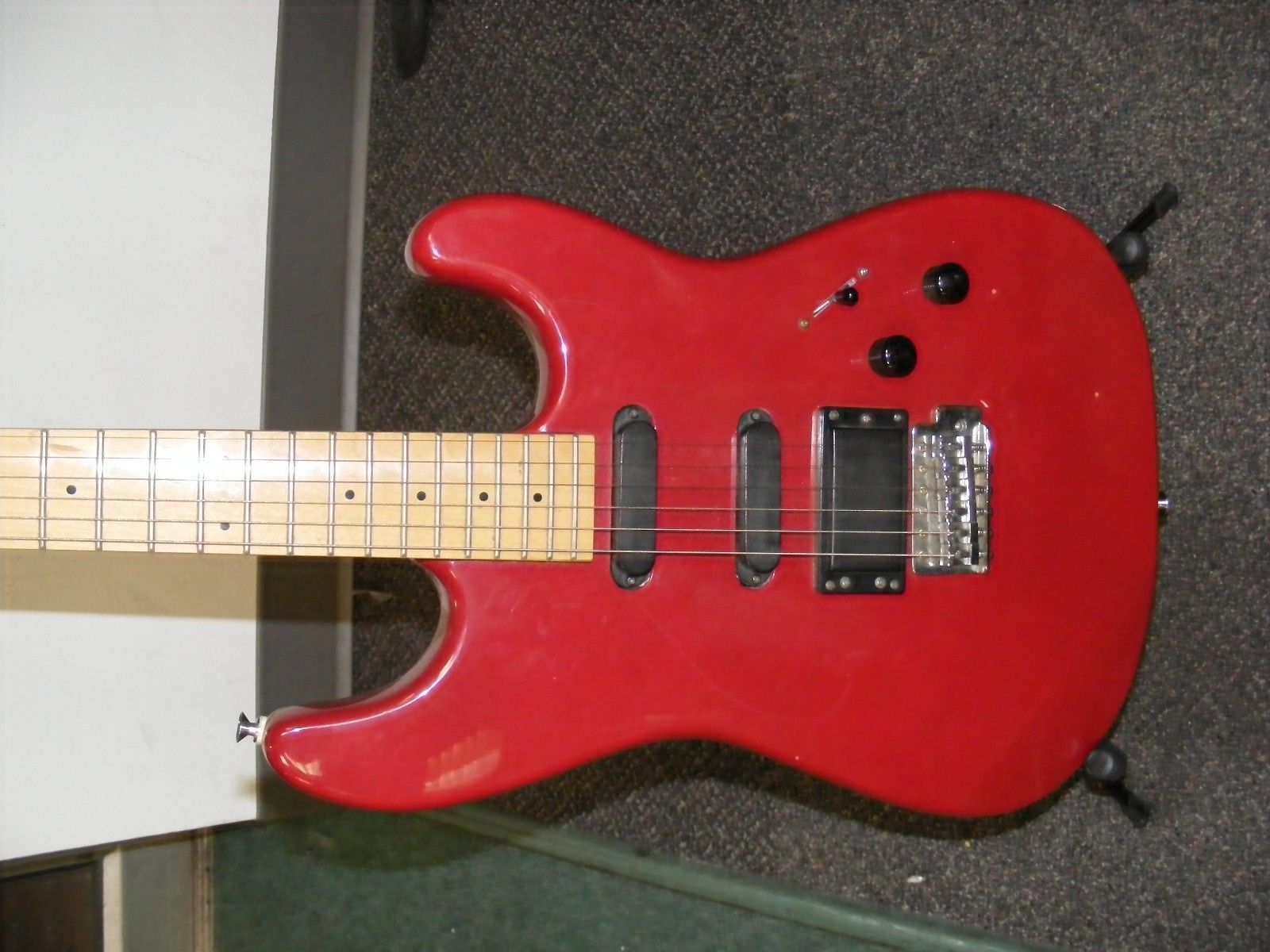 ARIA PRO II SL SERIES RED ELECTRIC GUITAR Electric