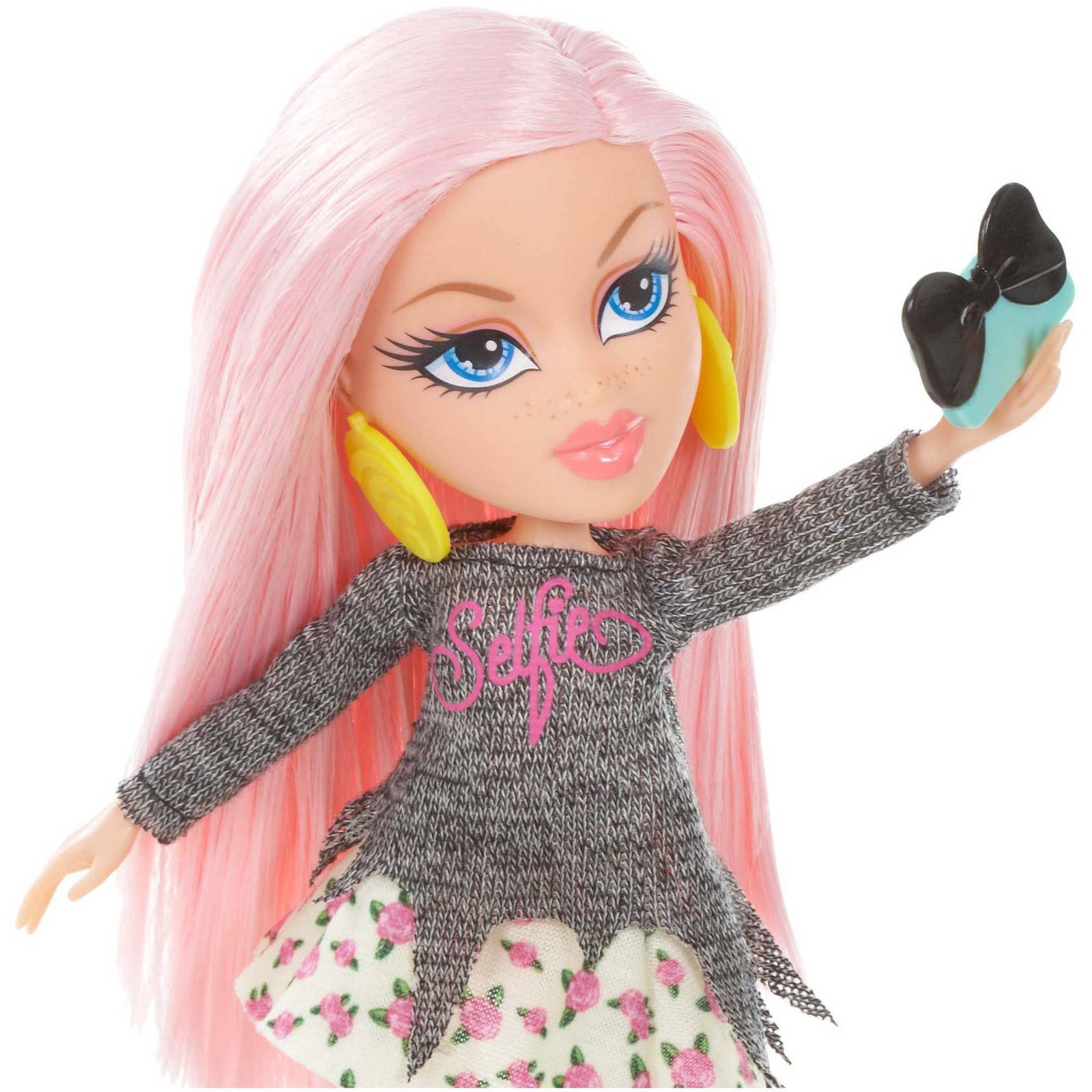 bratz selfie doll