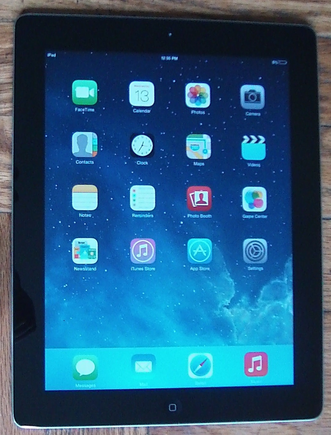 Apple iPad 2 16GB Wi-Fi + 3G 9.7in AT&T and 41 similar items