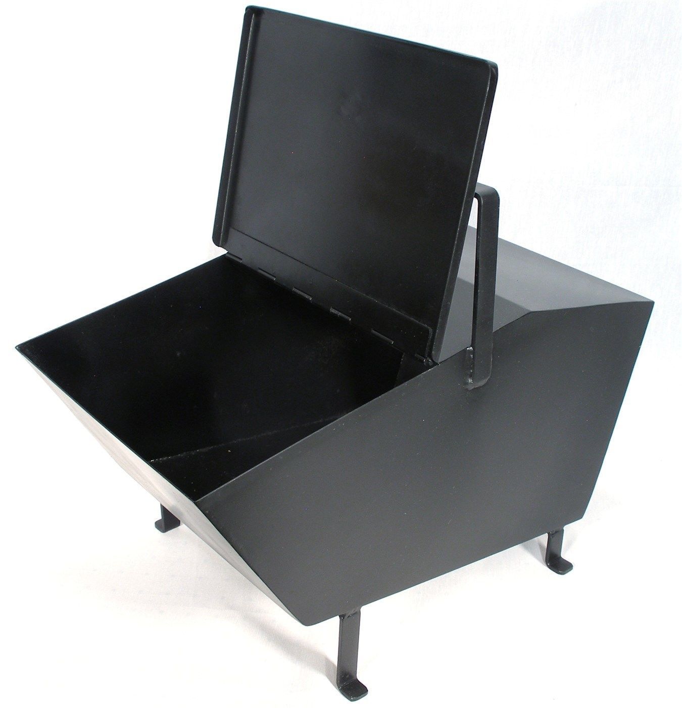 VINTAGE ART CRAFTS METAL FOOTED WOOD COAL ASH FIREPLACE FIRE SCUTTLE