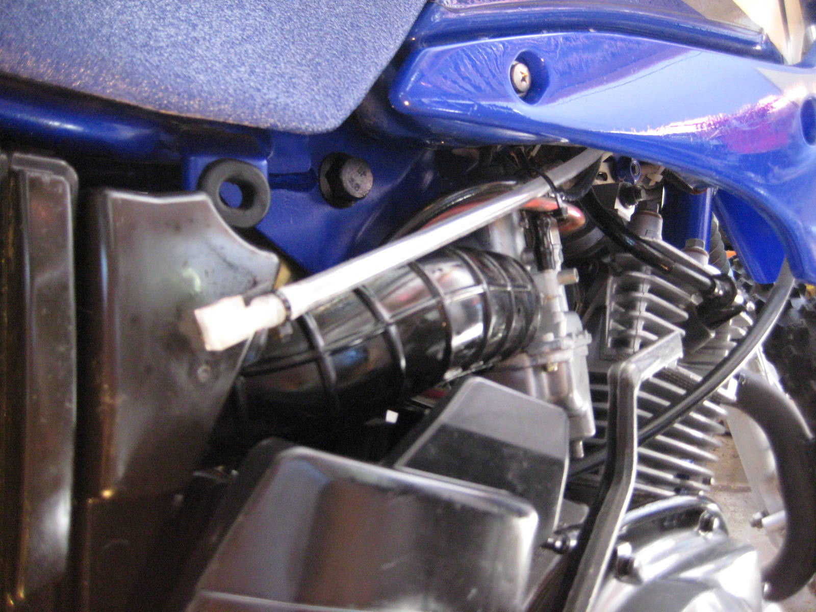 Motorcycle Mini Nitrous Oxide Kit 250-500 cc w/ 5 Full NOS Bottles