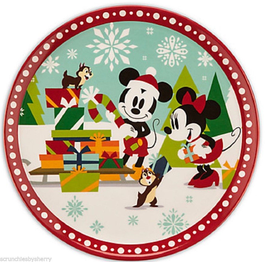 Disney Store Christmas Dessert Plates Mickey Minnie Mouse Donald Duck