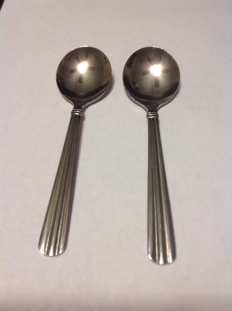 Oneida Northland OHS284 China Bouillon Round Soup Spoon Lot Of 2 Stainless Steel - $14.99