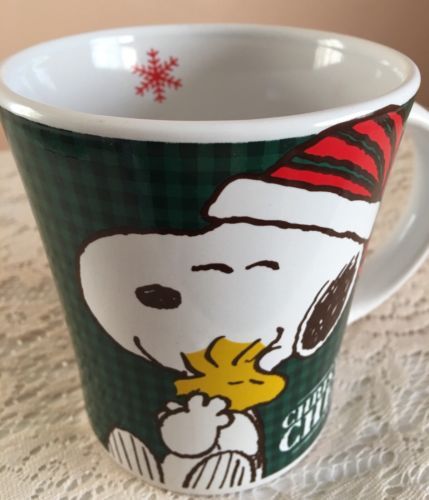Peanuts Snoopy Woodstock Christmas Mug Plush NWT New Yellow Seasonal Holiday