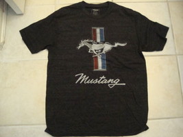 Ford Mustang Logo Automobiles Distressed Soft Dark Gray T Shirt Size M - $19.00