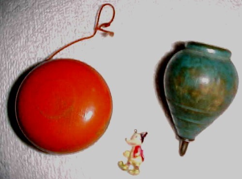 antique wooden yoyo